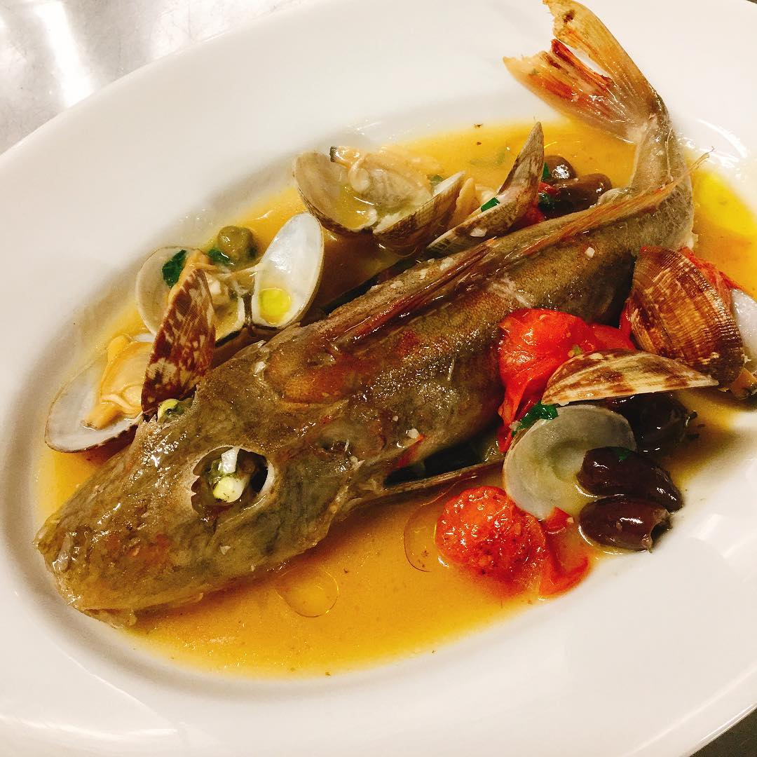ホウボウのアクアパッツァ トラットリア パラヴィーノ Trattoria Paravino アク All41株式会社 ホウボウのアクアパッツァ トラットリア パラヴィーノ Trattoria Paravino アク All41株式会社